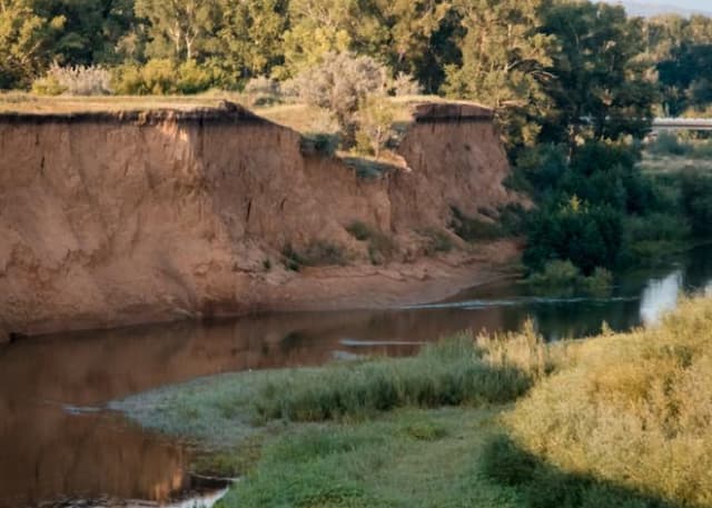 Обрыв у реки Сакмара. Фотография 2
