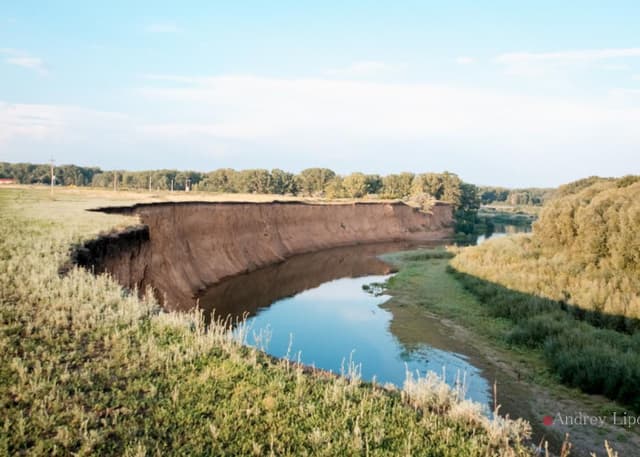 Обрыв у реки Сакмара. Фотография 5