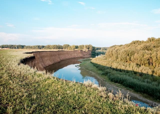 Обрыв у реки Сакмара. Фотография 4