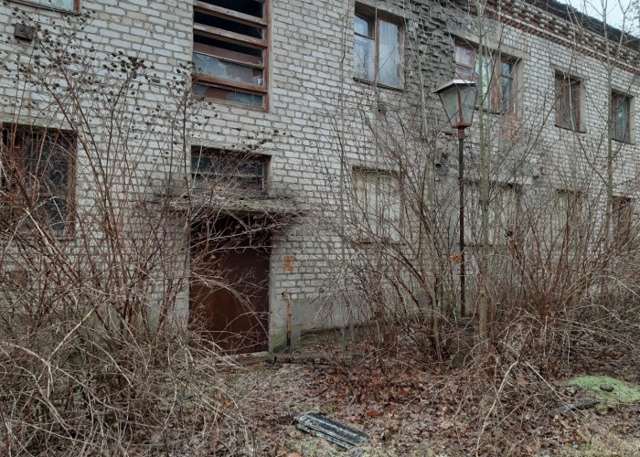 Заброшенный жилой дом на "очистных". Фотография 2