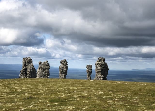 Маньпупунёр (Столбы выветривания). Фотография 1