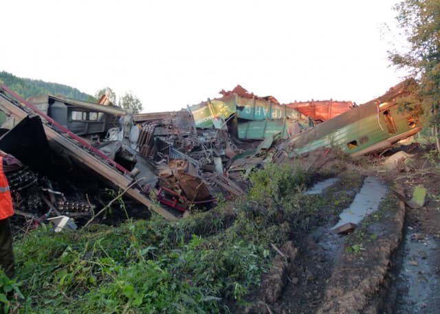 Крушение на перегоне Ерал — Симская. Фотография 22