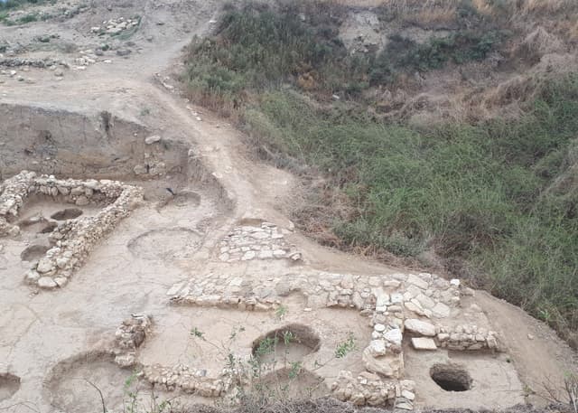 Городище Гермонасса Тмутаракань. Фотография 4