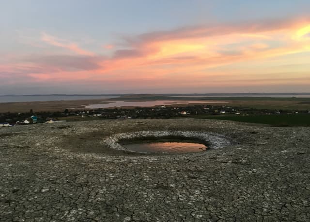 Ахтанизовская сопка (Грязевой вулкан). Фотография 3