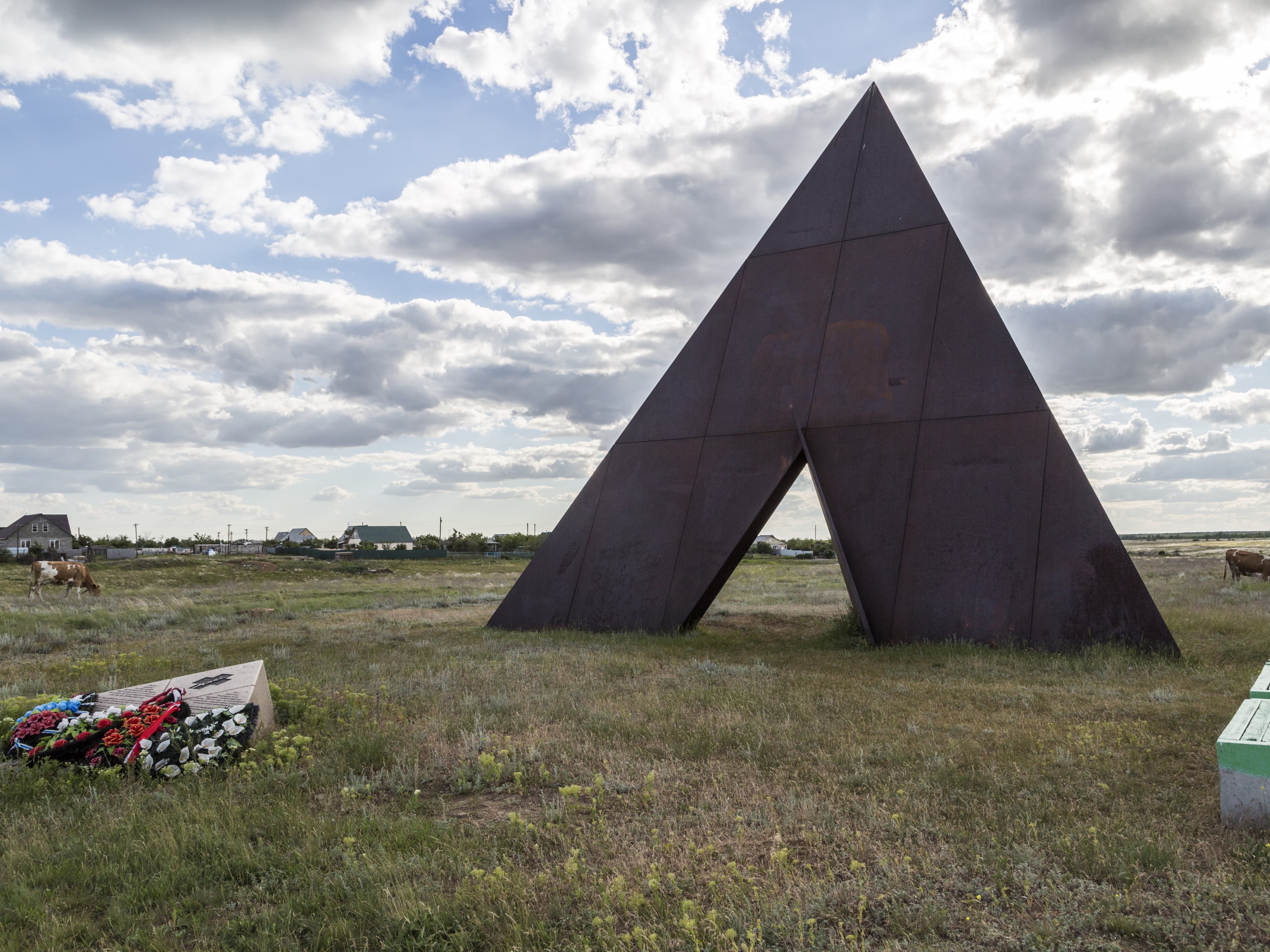 Monument to the Victims of the Battle of Stalingrad — photo 1