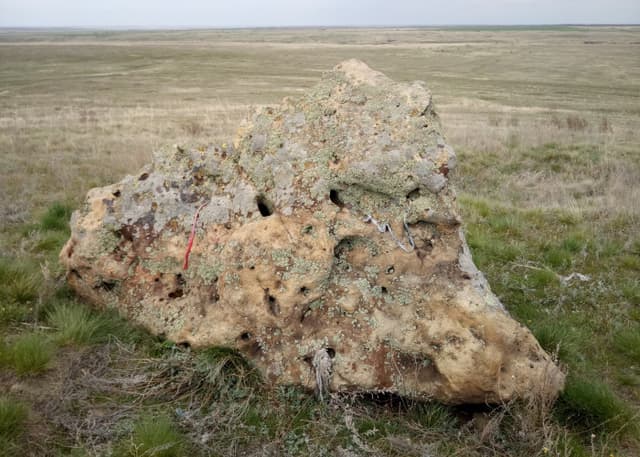 Суровикинские камни. Фотография 2