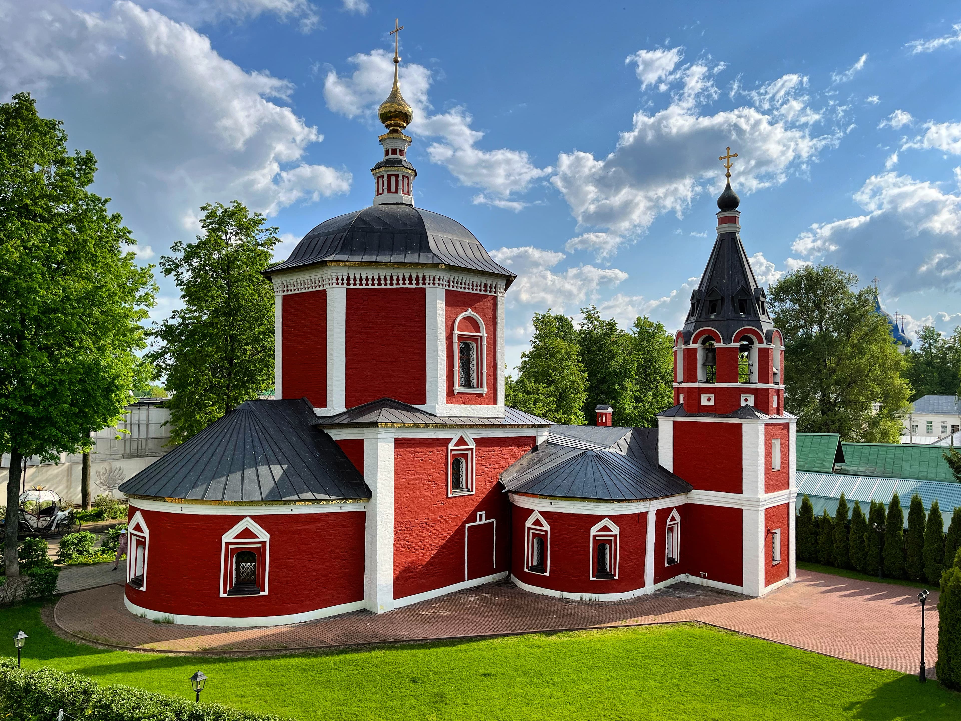 Успенская церковь (Суздаль) — фотография 1