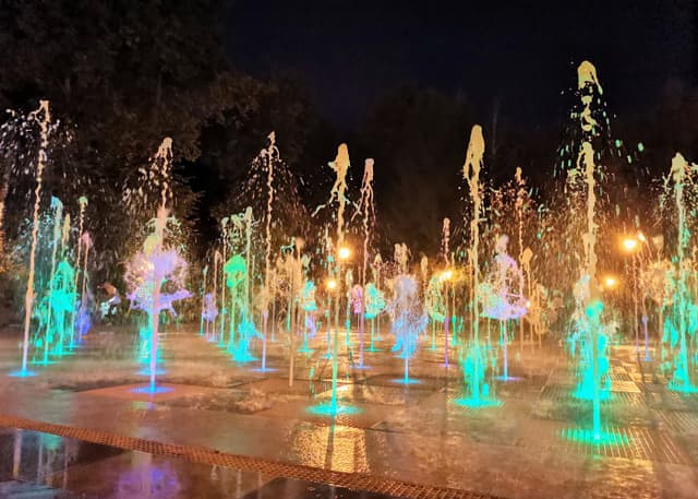 Поющий Фонтан Гамбит (Казань). Фотография 2