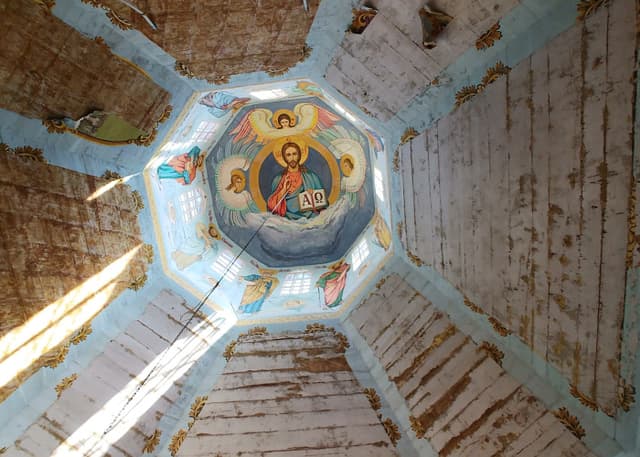 Храм Архистратига Божия Михаила (Красно). Фотография 3