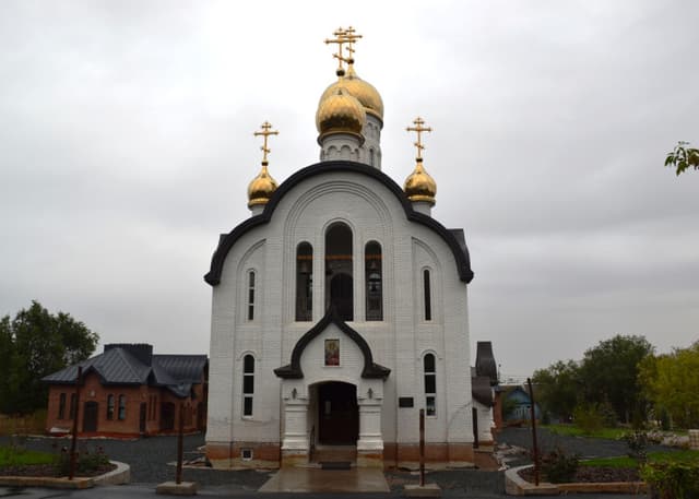 Храм Архангела Михаила (Оренбург). Фотография 1
