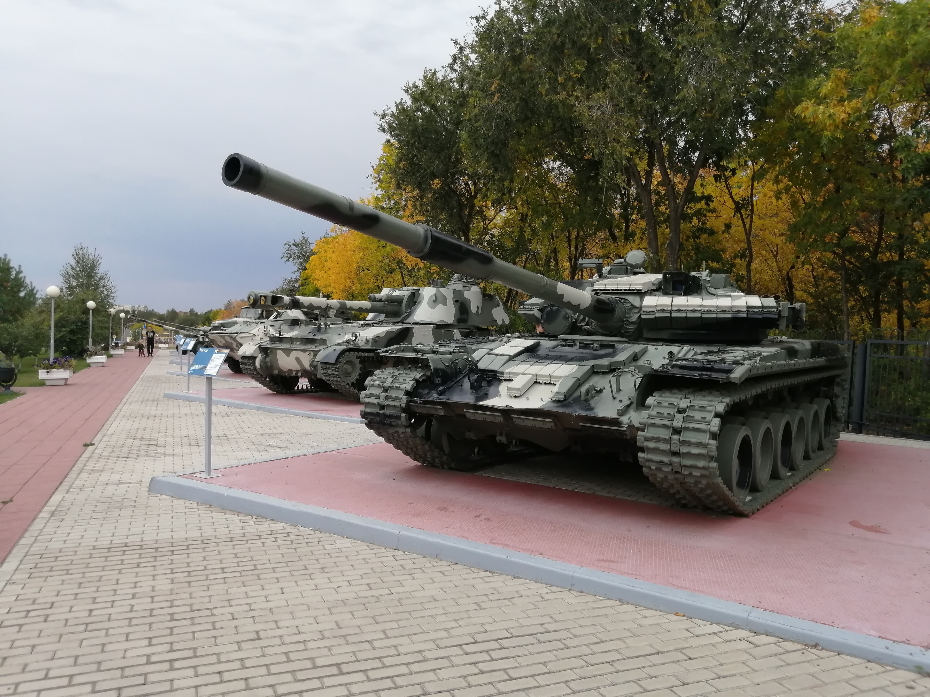 Victory Square (Rostoshi) — photo 3