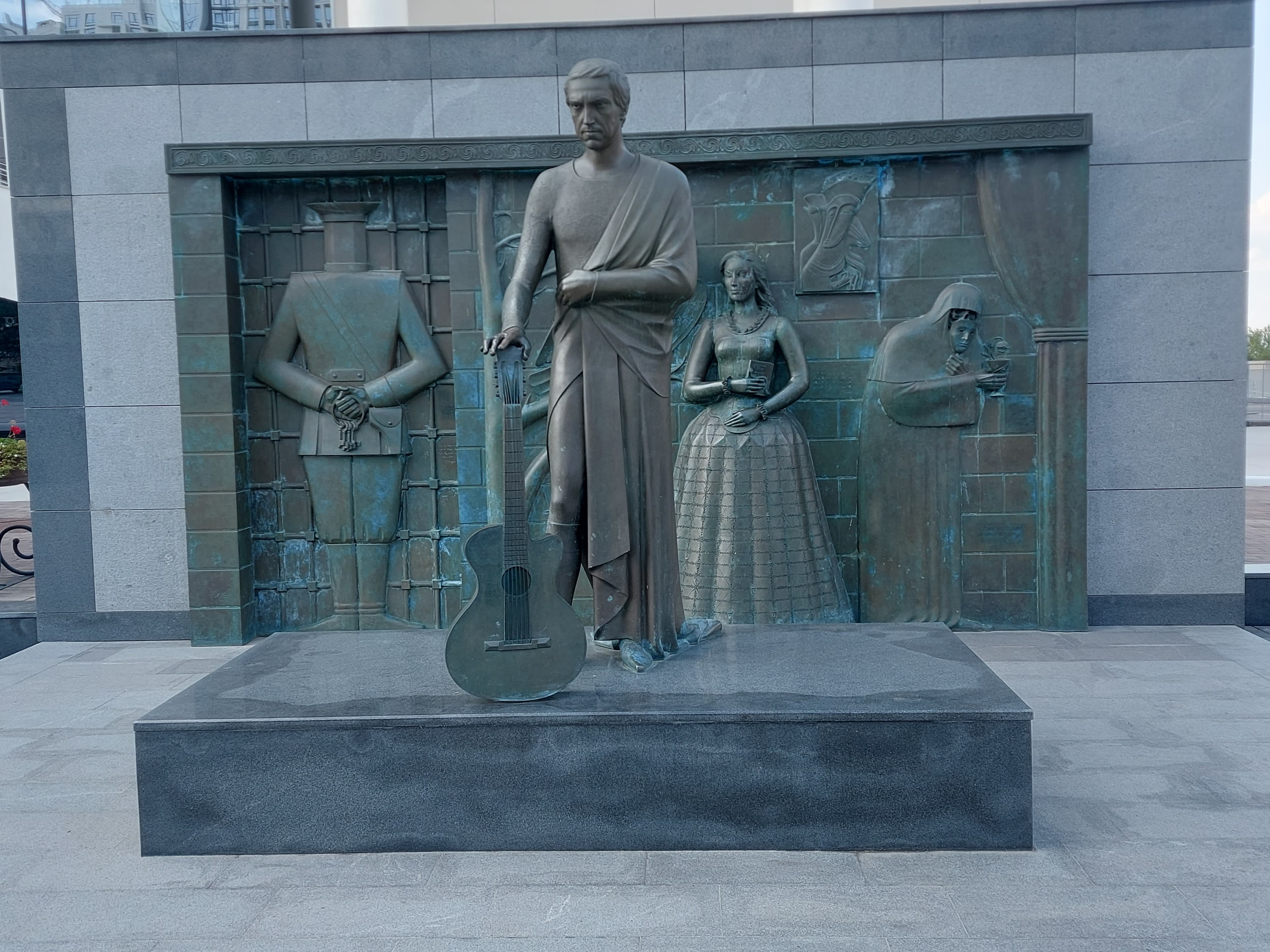 Monument to Vladimir Vysotsky (Samara) — photo 1