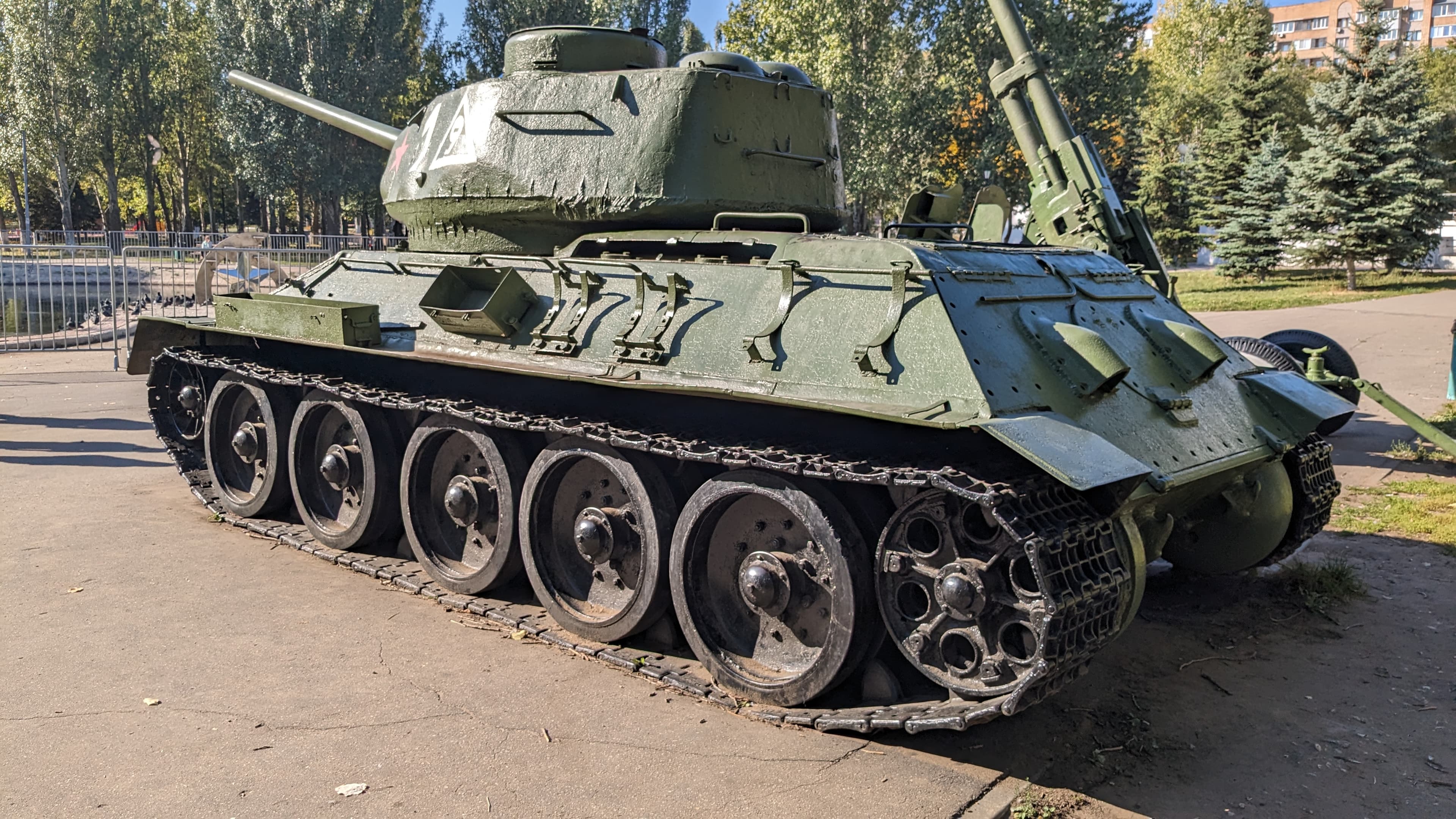 Танк Т-34 (Парк Победы, Самара) — фотография 1