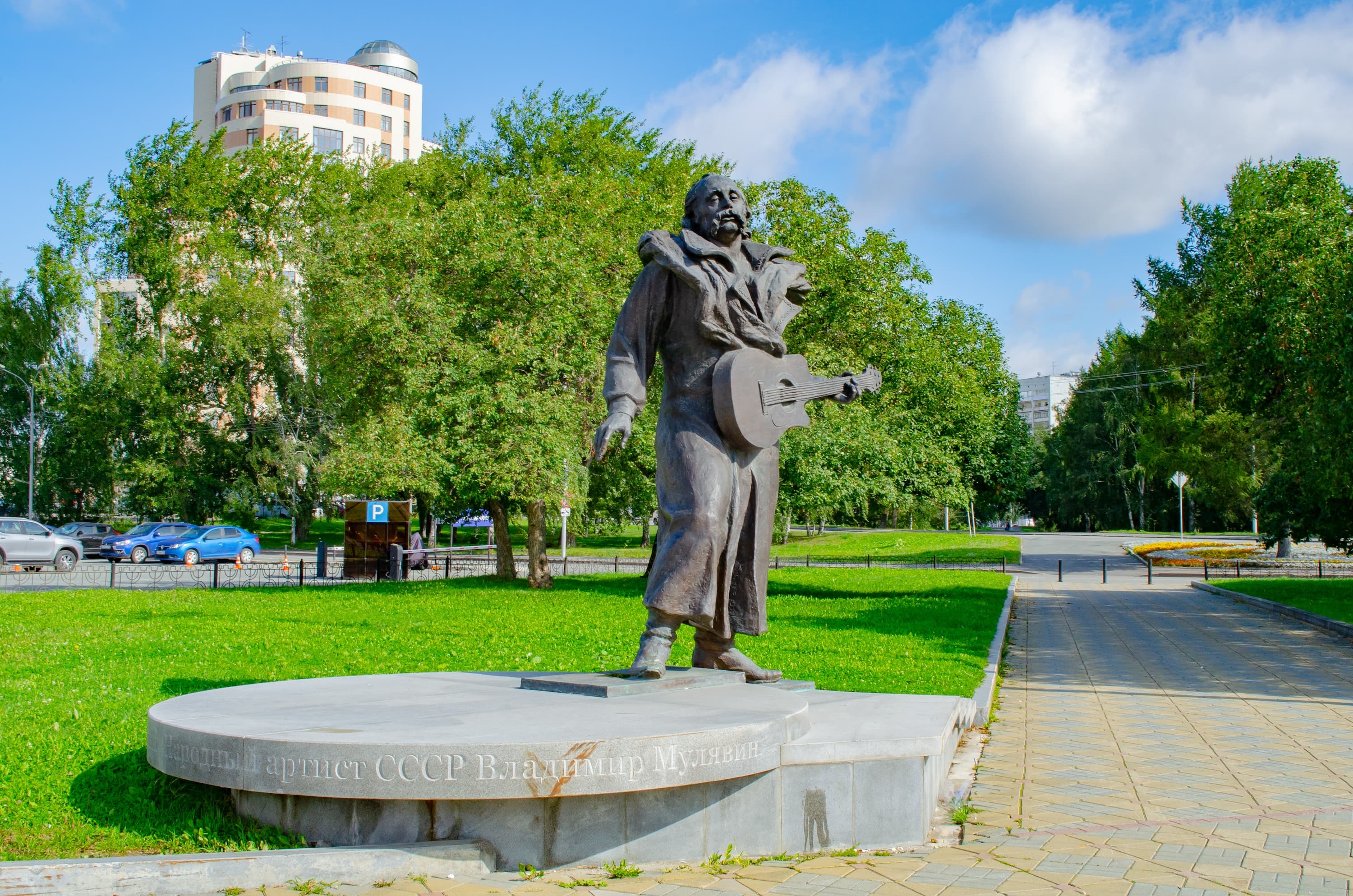 Памятник Владимиру Мулявину (Екатеринбург) — фотография 1