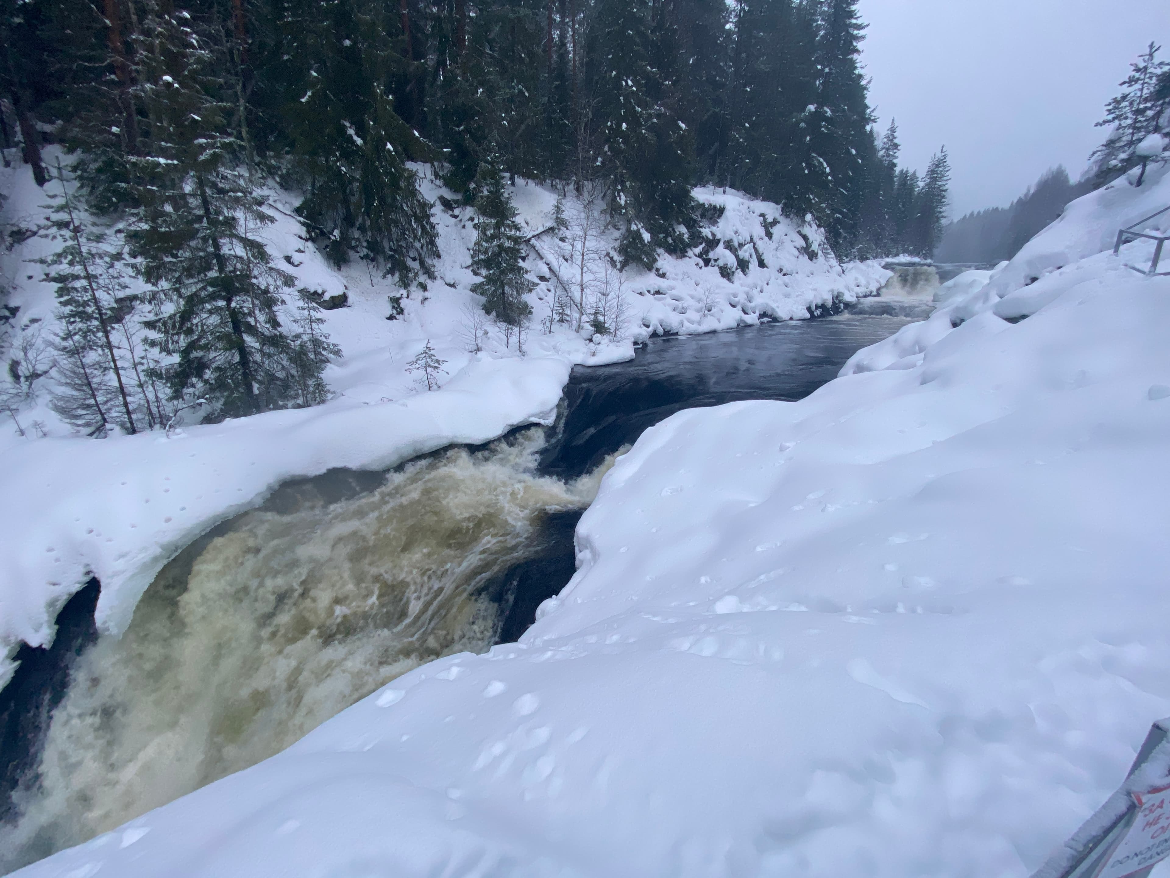 Kivach Waterfall — photo 5