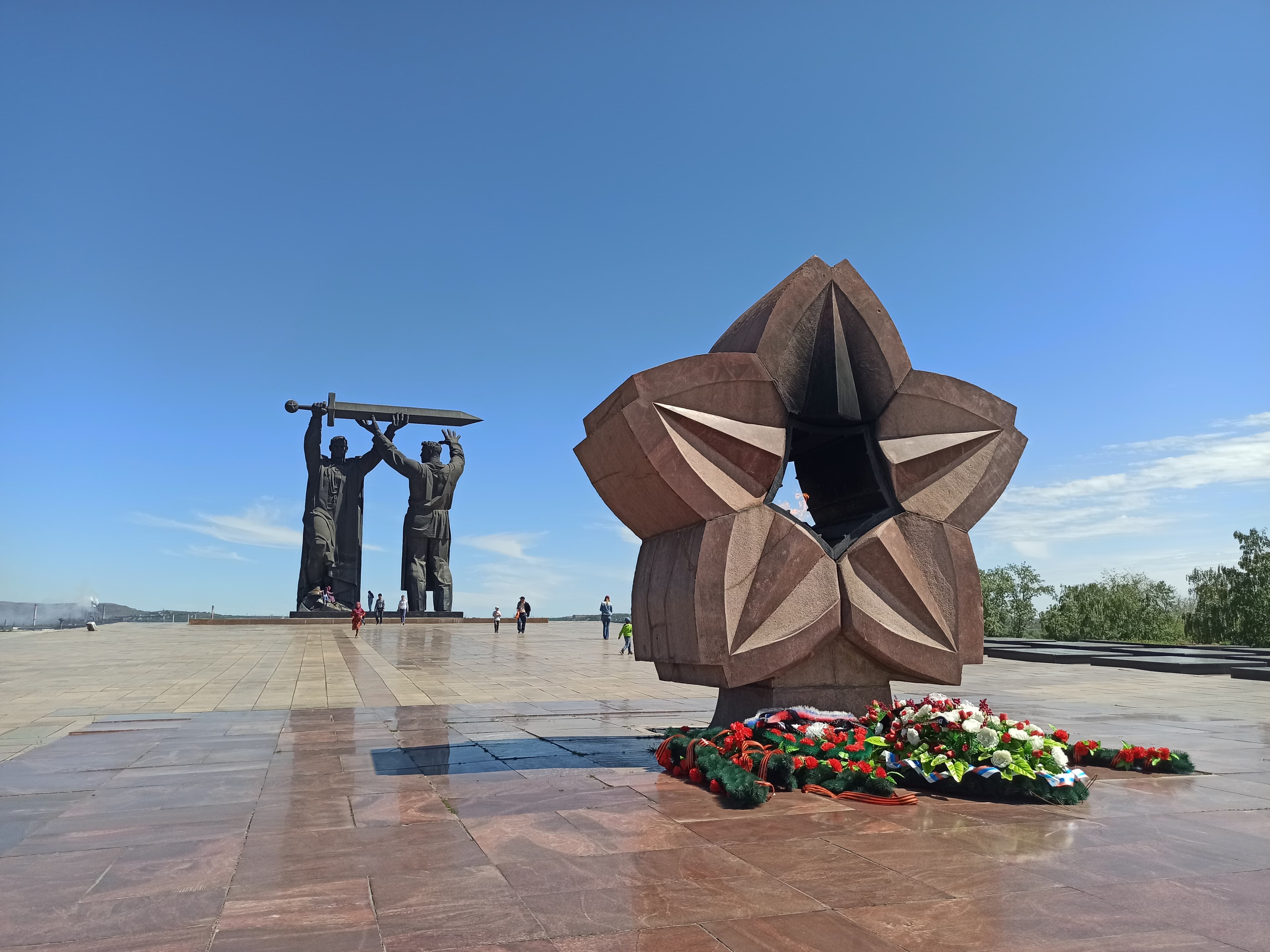 Вечный огонь (Магнитогорск) — фотография 1