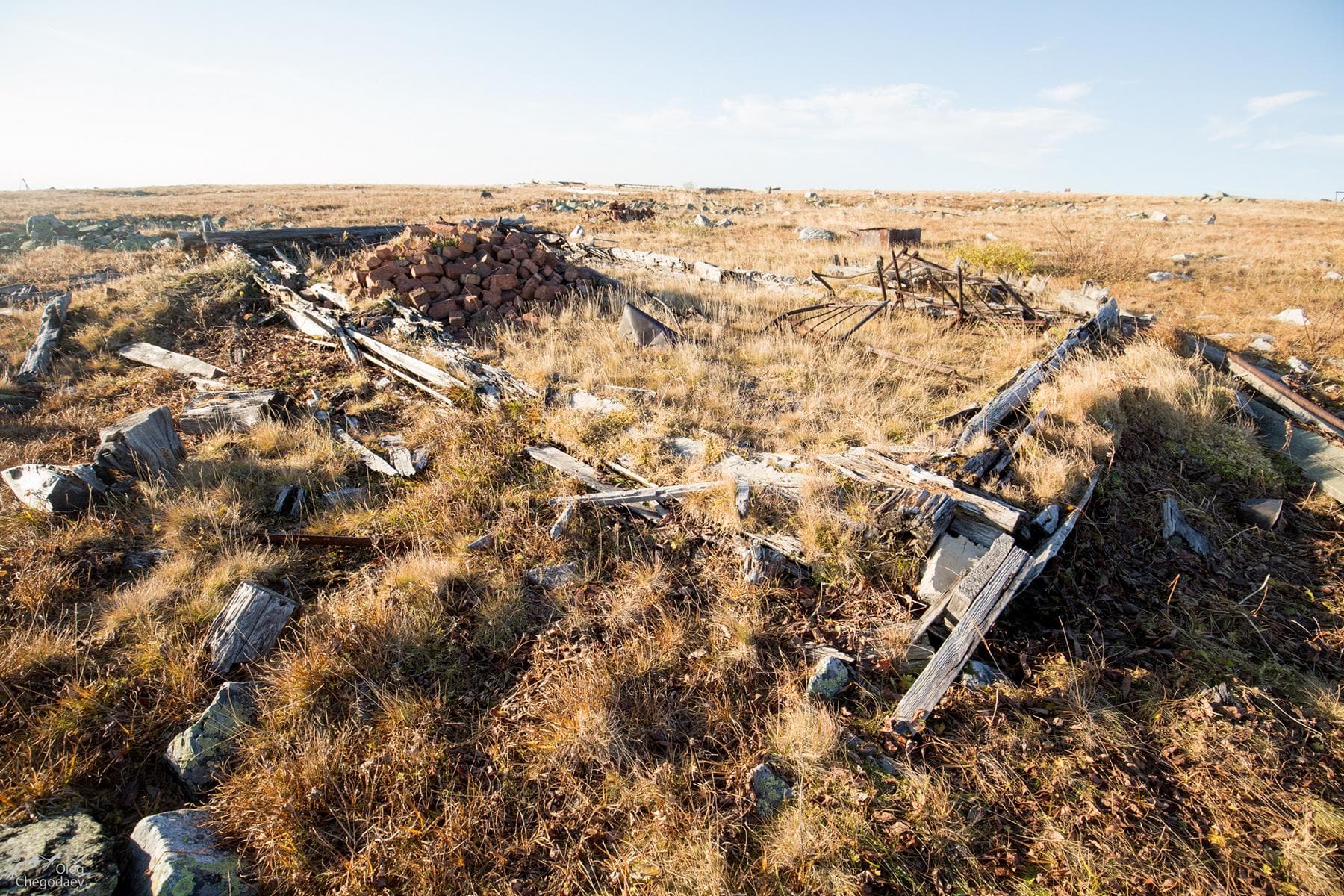 Ruins of the geologists' station (Yamantau) — photo 2