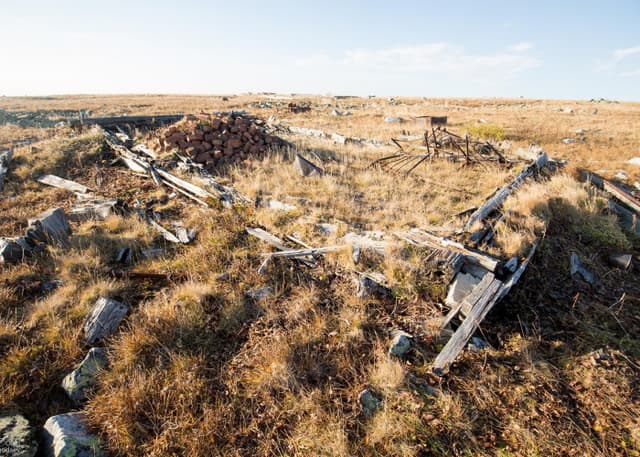 Развалины станции геологов (Ямантау). Фотография 2