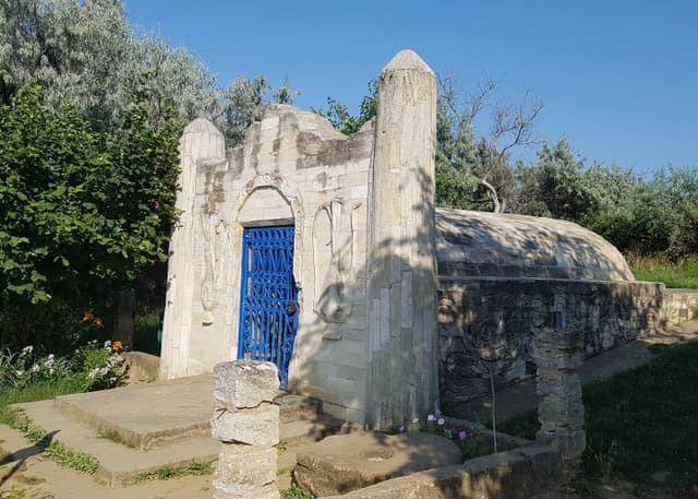 Турецкий фонтан в Тамани. Фотография 21