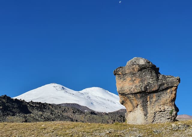 Каменные грибы Эльбруса. Фотография 11