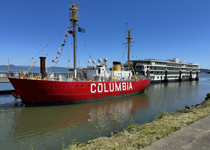 Плавучий маяк США Columbia (WLV-604). Фотография 31