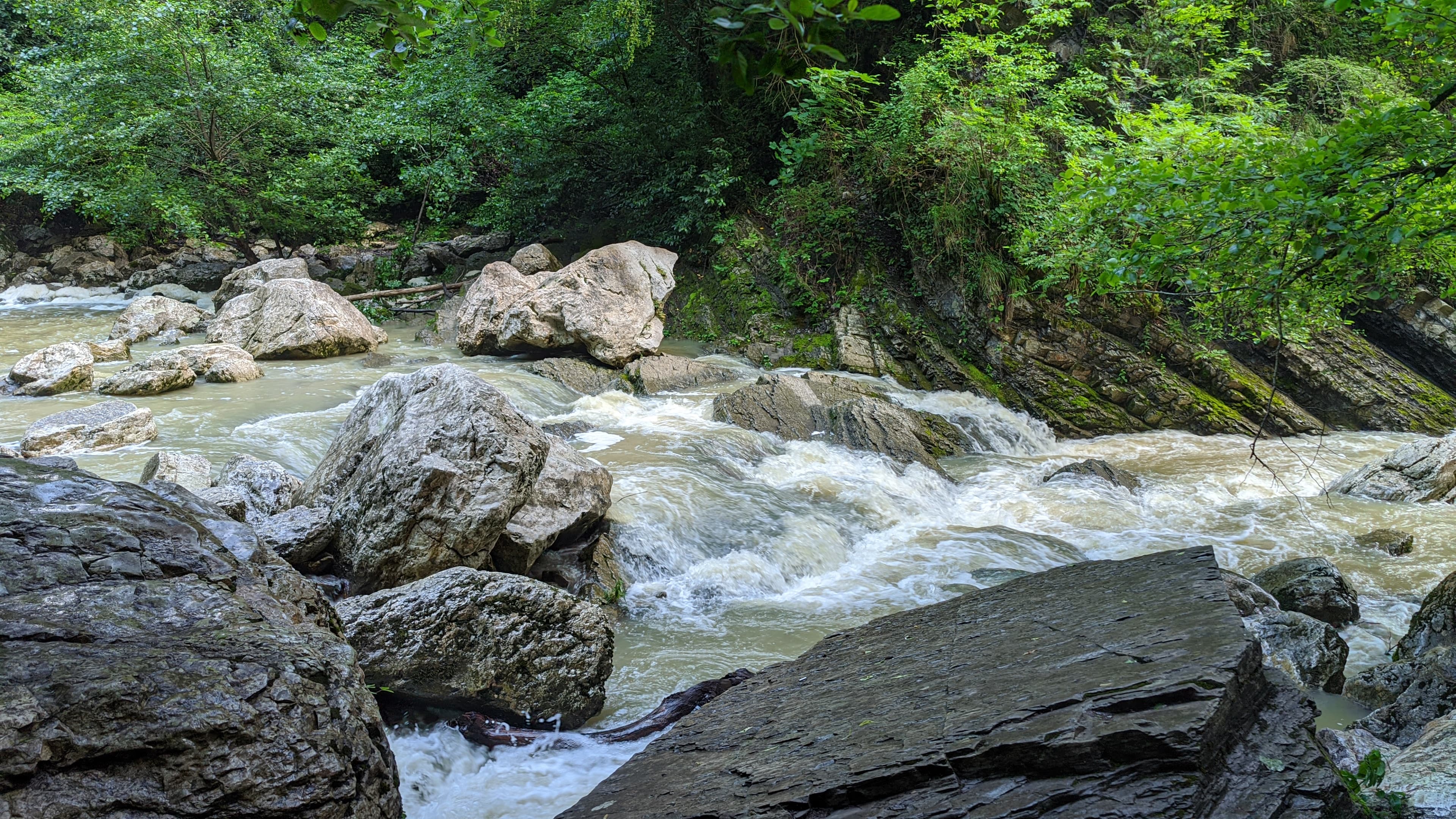 Agurskiye Waterfalls — photo 4