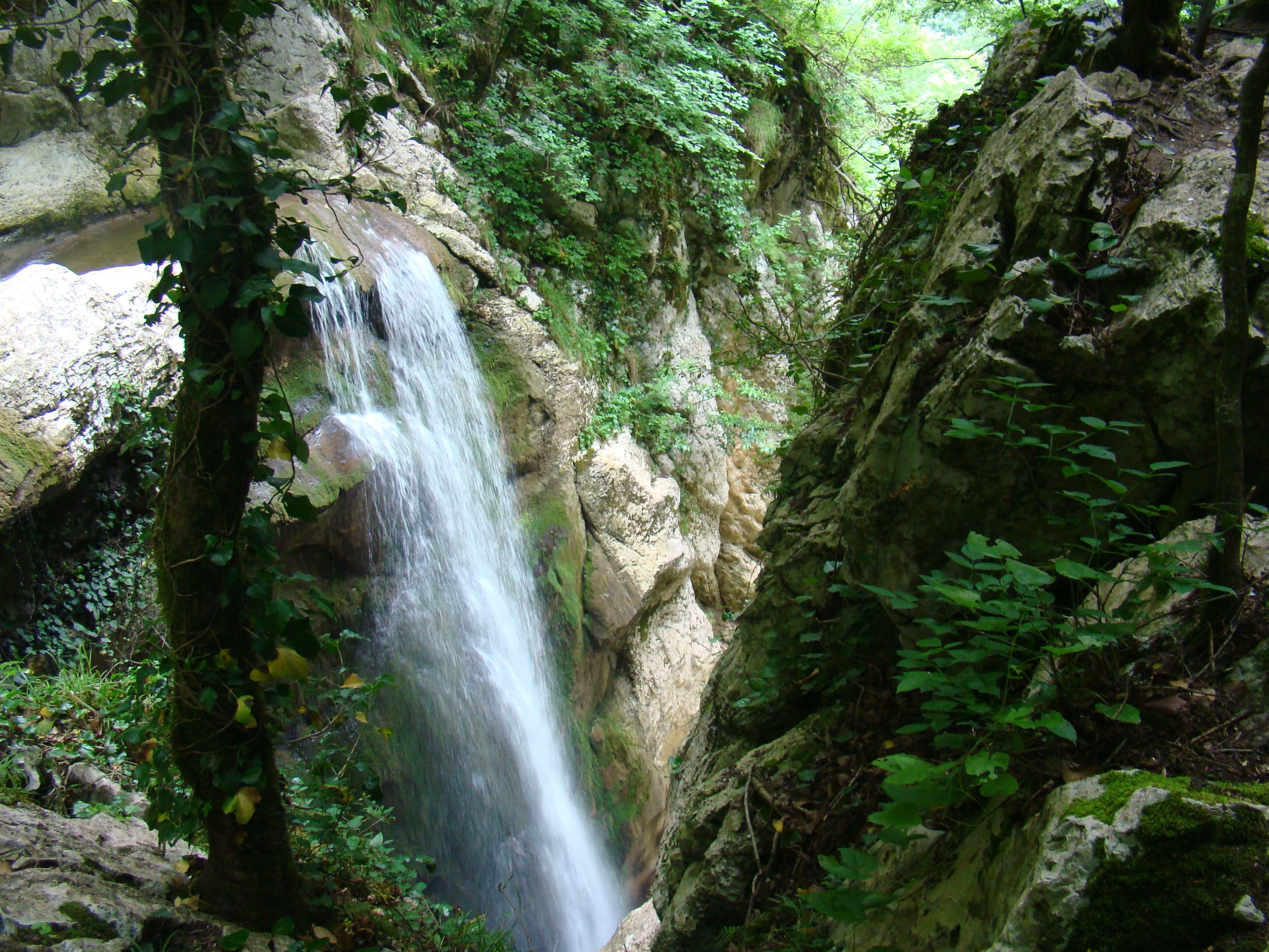 Agurskiye Waterfalls — photo 2