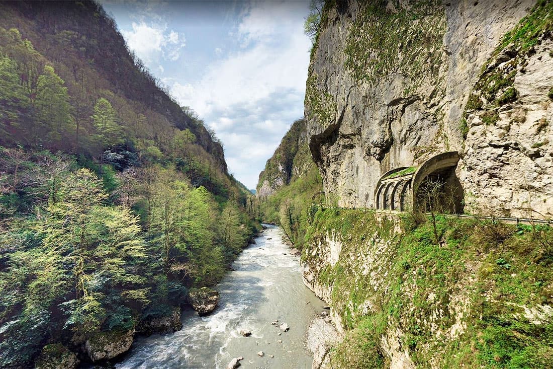 Akhtsu Gorge — photo 3