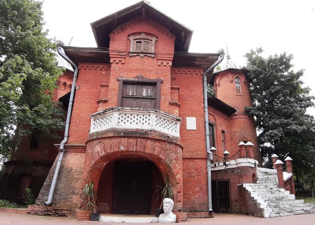 Дворец Манук-Бея (Хынчешты, Молдова). Фотография 11