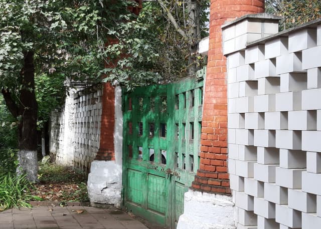 Дворец Манук-Бея (Хынчешты, Молдова). Фотография 4