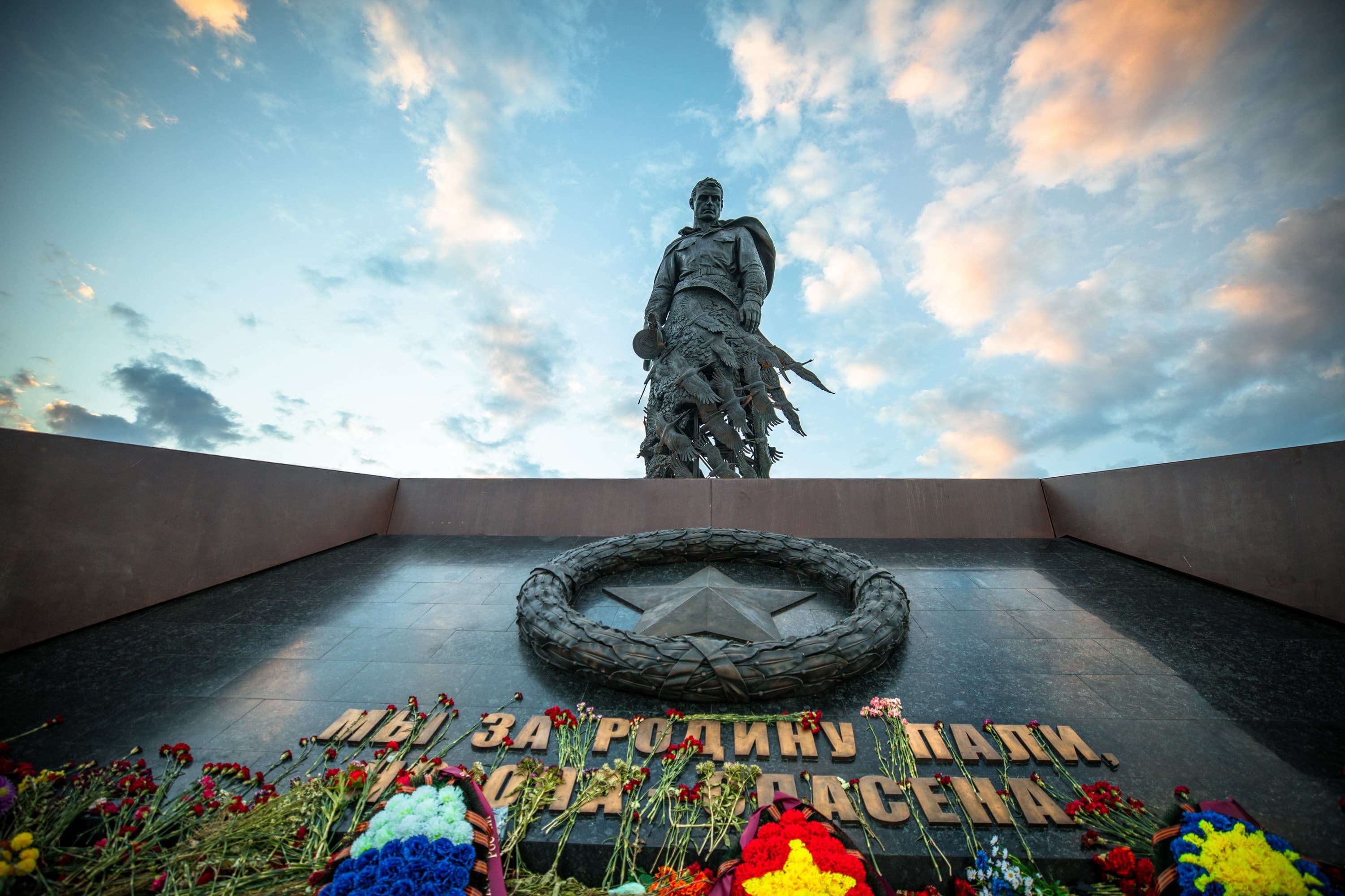 Ржевский мемориал Советскому солдату — фотография 1