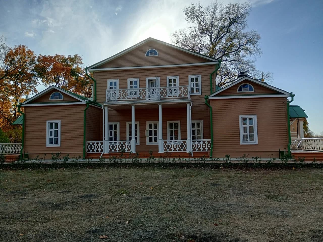 Музей-заповедник Тарханы — фотография 2