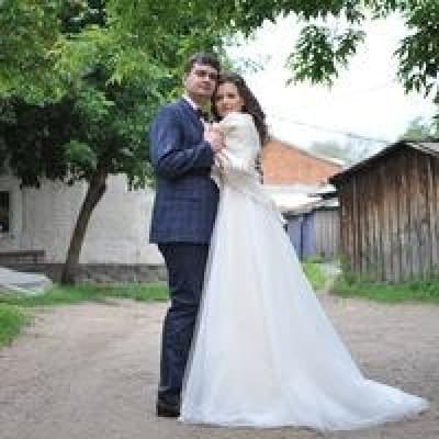 Олег Сахаров