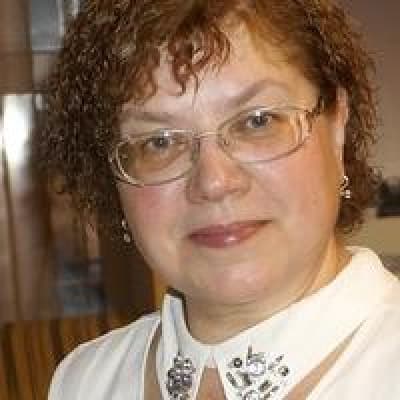 Елена Изотова