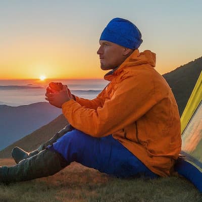 Василий Жданов