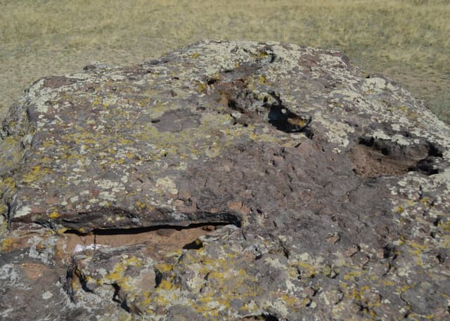 Урочище Святой камень (Алеутас). Фотография 1