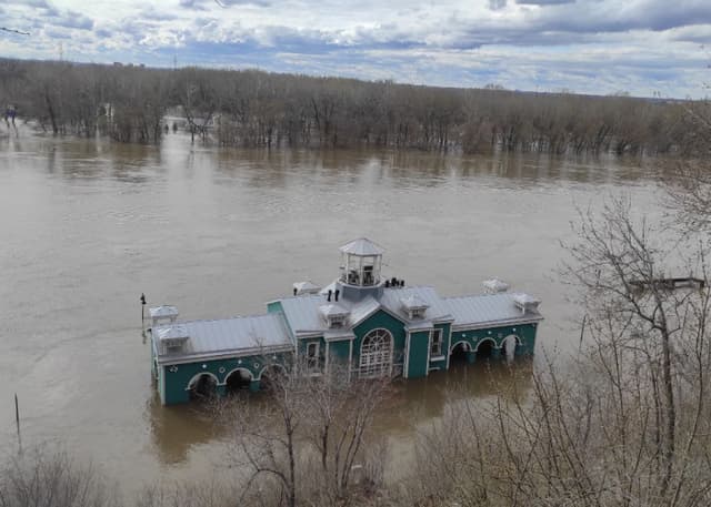 Оренбургская детская железная дорога. Фотография 1