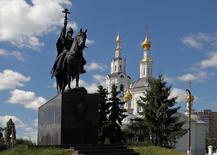 Памятник Ивану IV Грозному. Фото 1