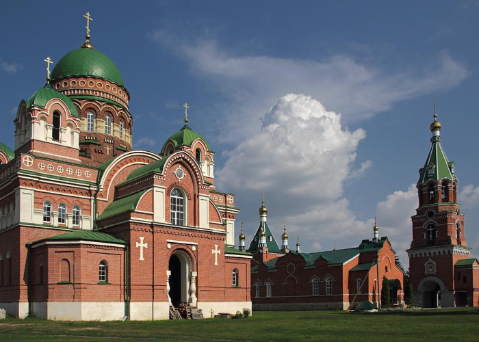 Владимирский собор монастыря. Фото 1