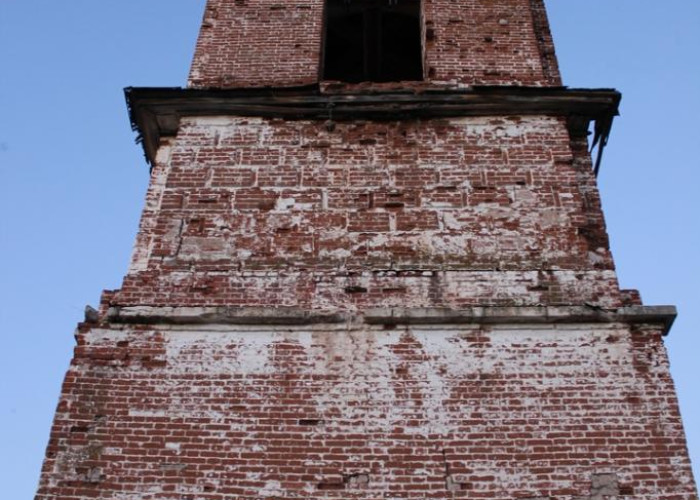 Заброшеная церковь (Никольское). Фото 3