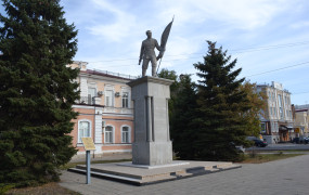 Памятник жертвам белогвардейского набега на Оренбург