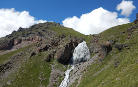 Водопад Девичьи Косы (Чыранбаши-суу)